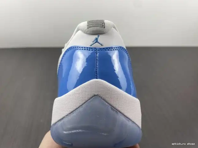 Rep Jordan Air 528895-106 